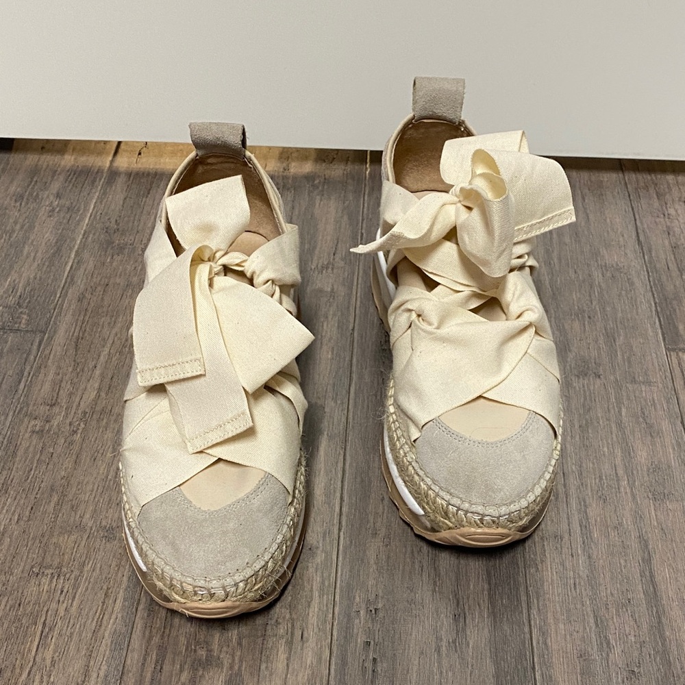 Free People Chapmin Cream Bow Sneakers Size 8